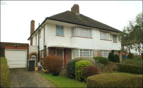18 Ludlow Way